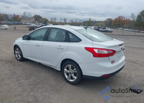 2014 Ford Focus Se z USA, uszkodzony, nr VIN 1FADP3F25EL248487